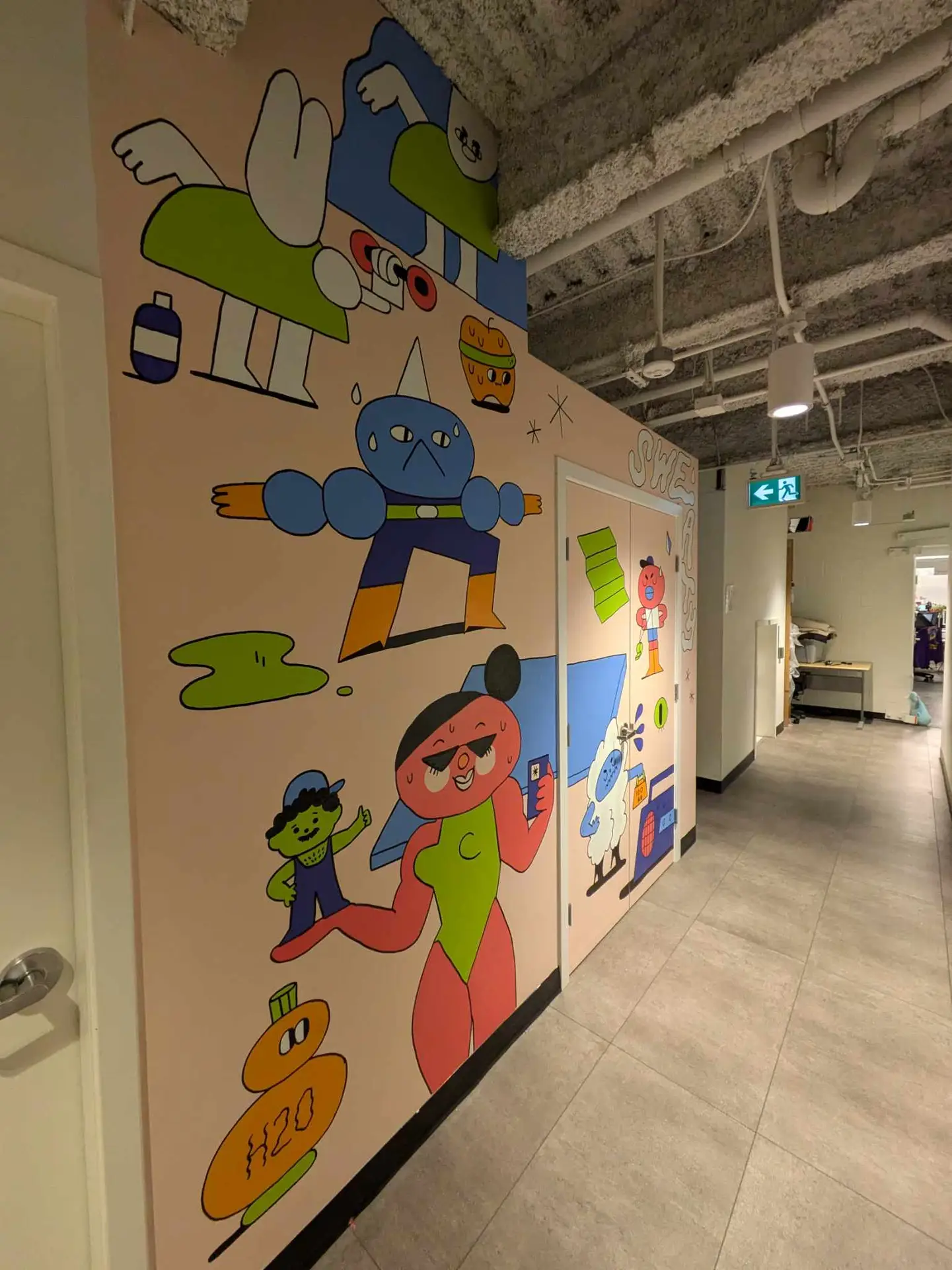 Titmouse_Mural_Sweaty_Finished1